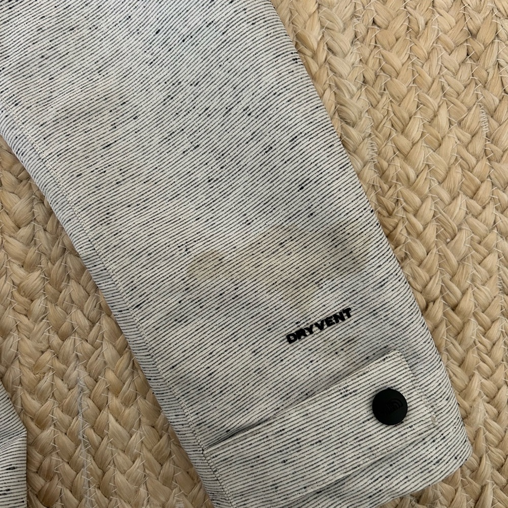 Women’s North Face Outer Shell Jacket - image 5